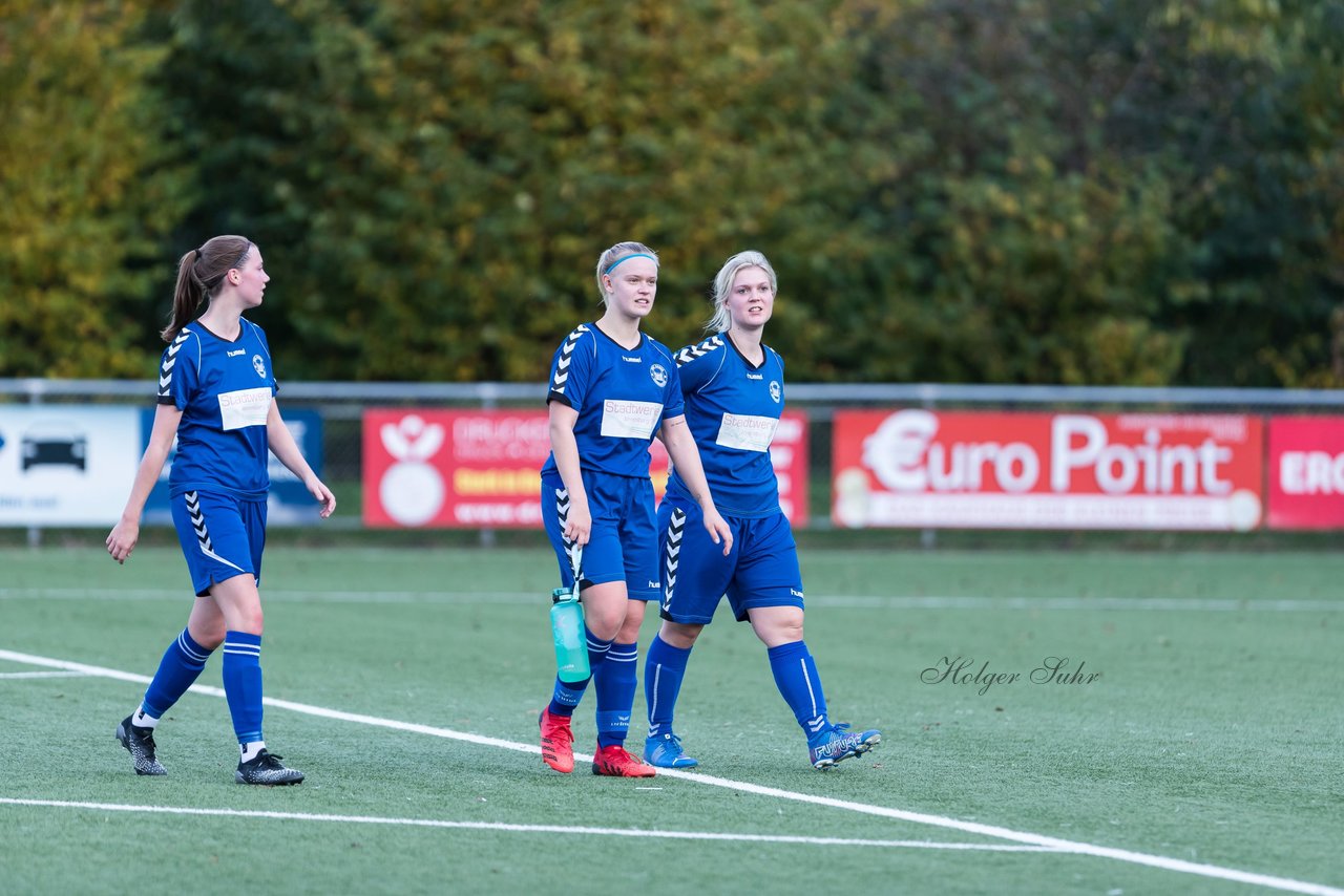 Bild 227 - F SSC Hagen Ahrensburg - SV Frisia 03 Risum-Lindholm : Ergebnis: 2:0